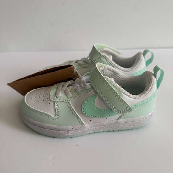 Nike Kids' Toddler Girl Sneakers in Mint and White size 10.5 - Picture 2 of 10